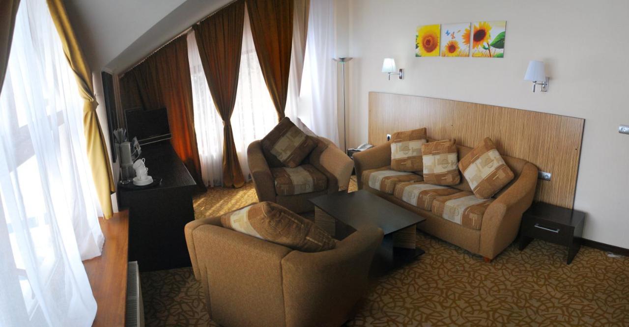 Kapriz Karakol Hotel Ruang foto