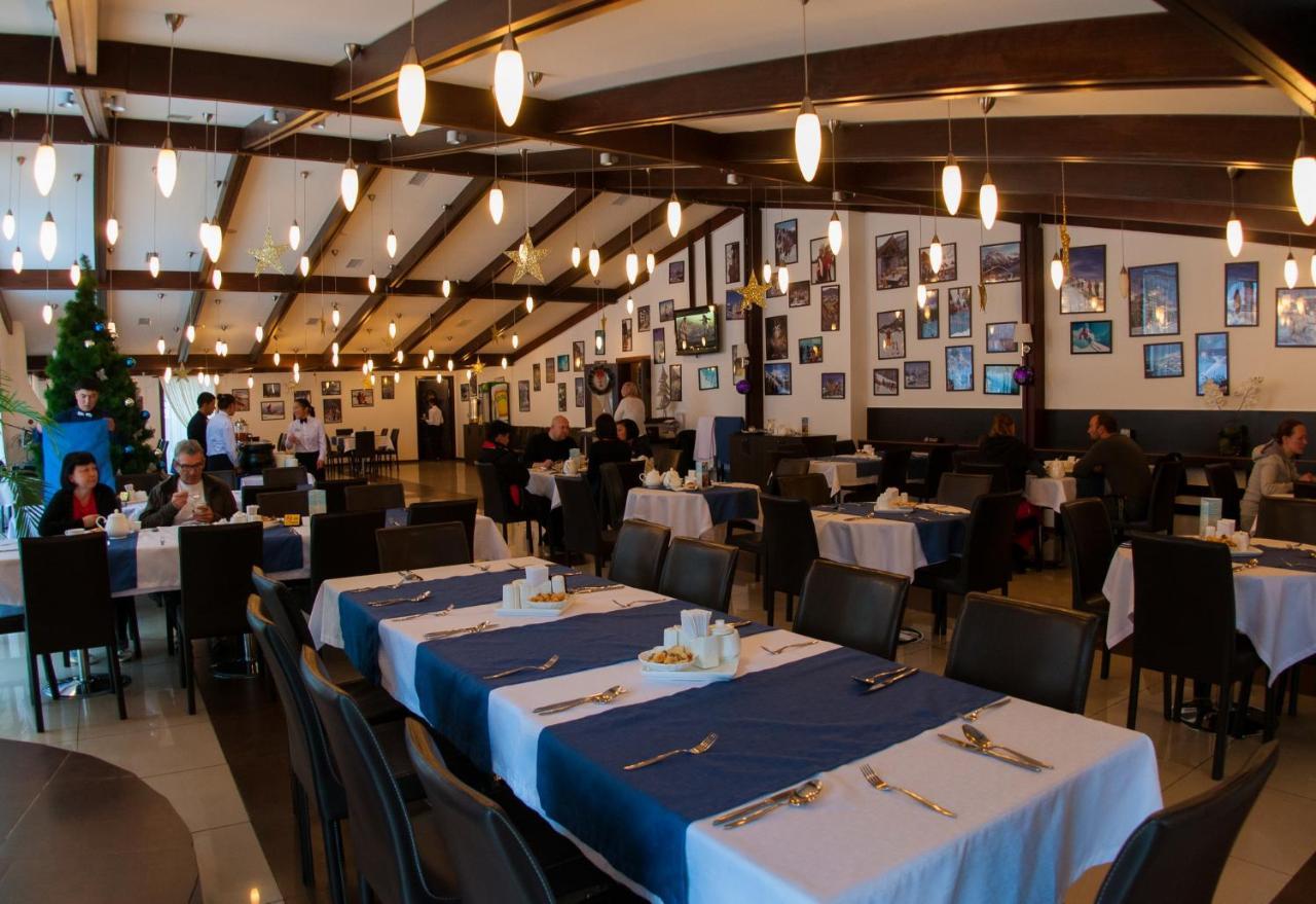 Kapriz Karakol Hotel Bagian luar foto