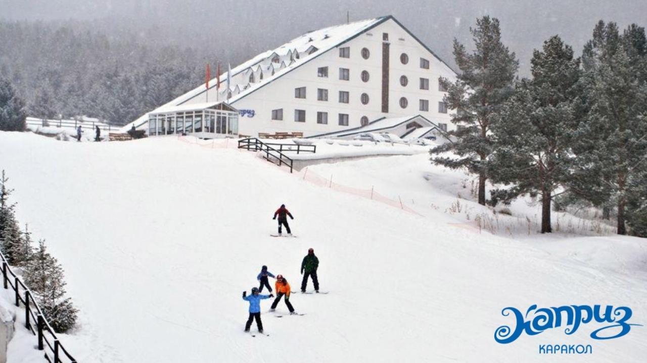 Kapriz Karakol Hotel Bagian luar foto